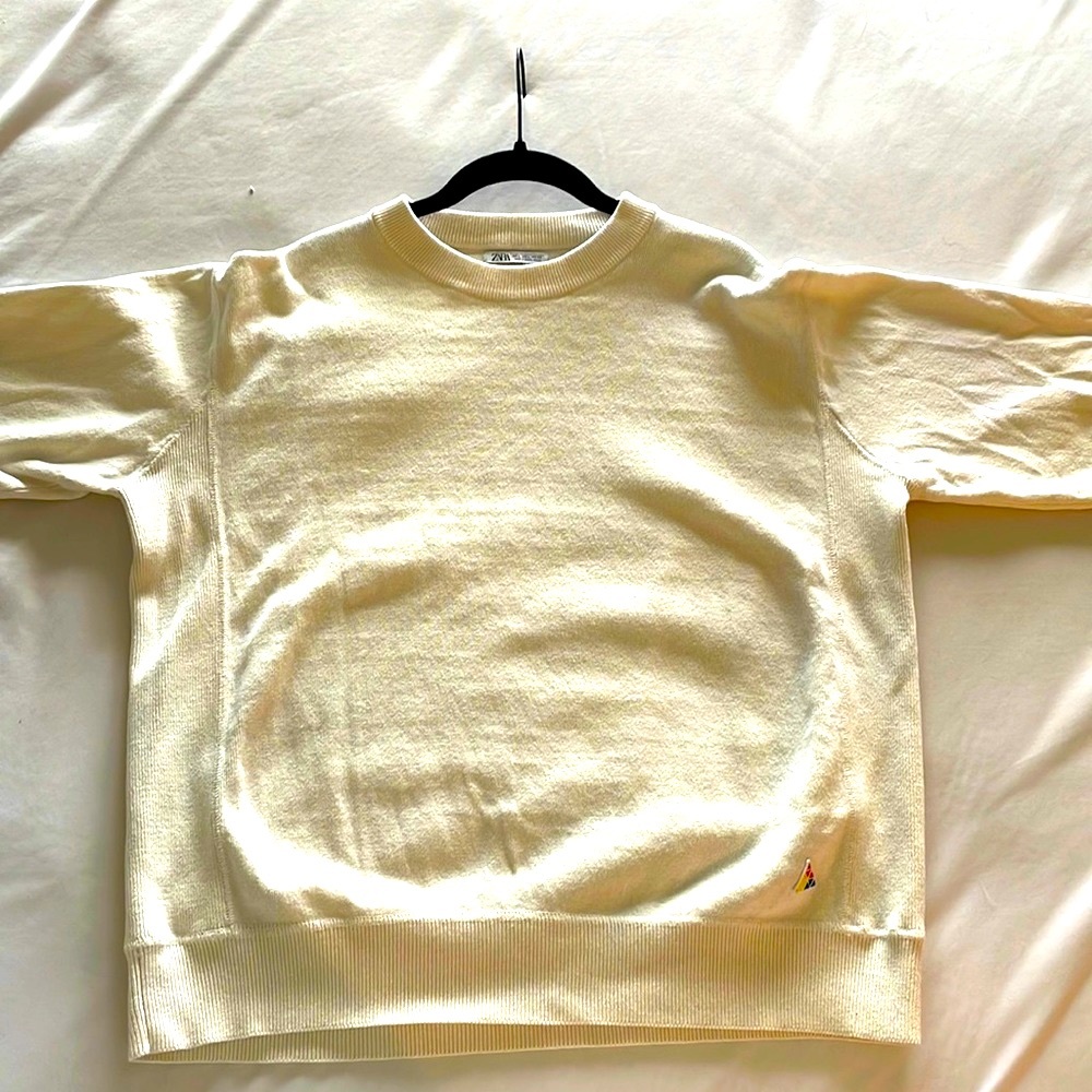 Men’s Zara Sweater - Size Large - Cream Colored